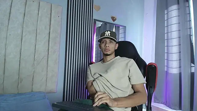 DustinandJordan online show from November 22, 2025, 12:04 pm