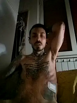 Snapshot of Robe420 chatting on June 16, 2026, 1:30 am Robe420 online show from June 16, 2026, 1:30 am