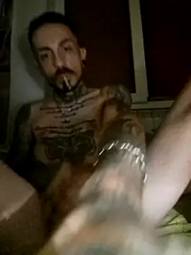 Snapshot of Robe420 chatting on June 18, 2026, 1:50 am Robe420 online show from June 18, 2026, 1:50 am