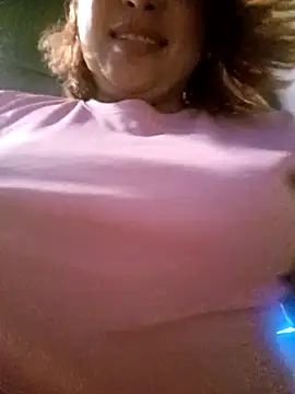 Mariana-94 online show from December 22, 2025, 11:57 pm