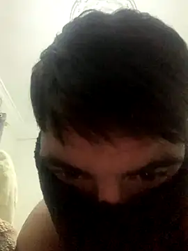 Snapshot of 3Omar45 chatting on November 21, 2025, 9:57 pm 3Omar45 online show from November 21, 2025, 9:57 pm