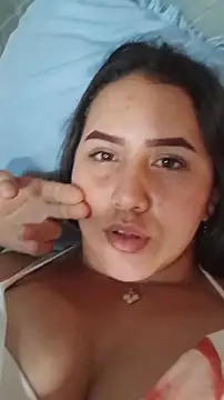 HOTEXTREMCOUPLE online show from October 4, 2025, 1:03 am