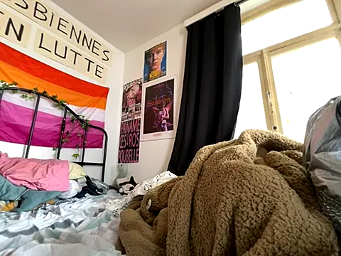 Snapshot of Styxlust chatting on October 5, 2025, 9:40 am Styxlust online show from October 5, 2025, 9:40 am