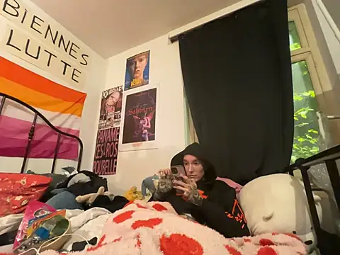 Snapshot of Styxlust chatting on May 16, 2026, 7:34 pm Styxlust online show from May 16, 2026, 7:34 pm