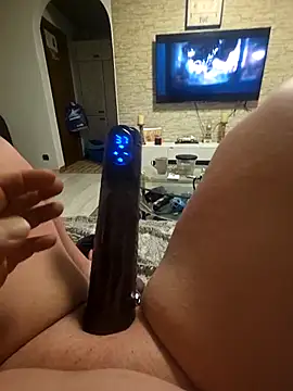 bigdicksklave online show from December 2, 2025, 6:25 pm