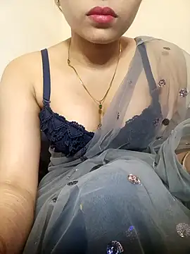 TheSassyGirl7 online show from April 18, 2026, 7:29 pm