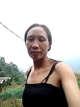 Lisa pusy online show from October 9, 2025, 4:43 am