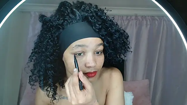 -cleowilliams- online show from September 26, 2025, 9:57 am