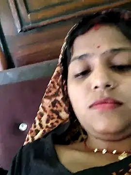 AnanyaKapoor89 online show from November 25, 2025, 6:46 am