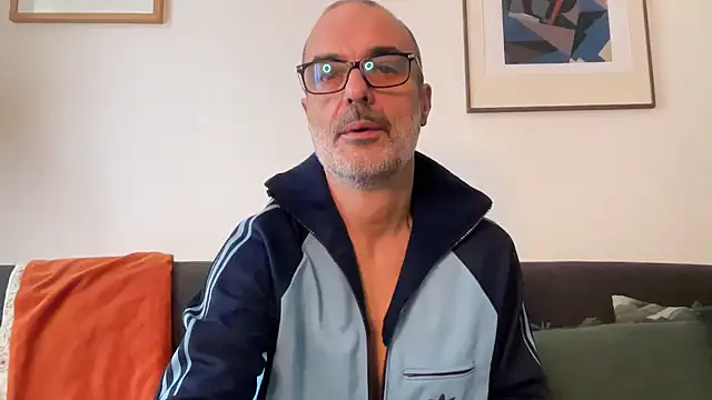 Milkywaymen online show from November 19, 2025, 1:11 pm