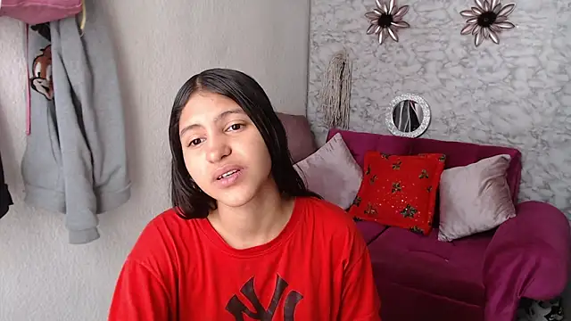 Snapshot of Evagirl69 chatting on December 17, 2025, 6:25 pm Evagirl69 online show from December 17, 2025, 6:25 pm