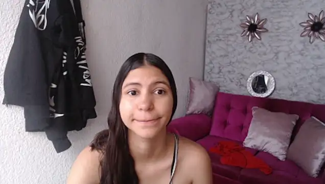 Snapshot of Evagirl69 chatting on February 4, 2026, 12:11 pm Evagirl69 online show from February 4, 2026, 12:11 pm