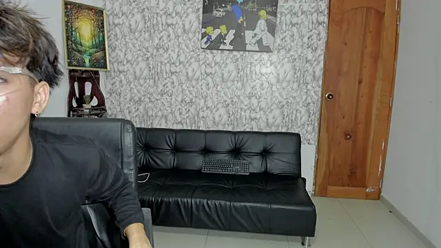 Snapshot of sebastian_jhonson chatting on October 8, 2025, 3:59 am sebastian jhonson online show from October 8, 2025, 3:59 am