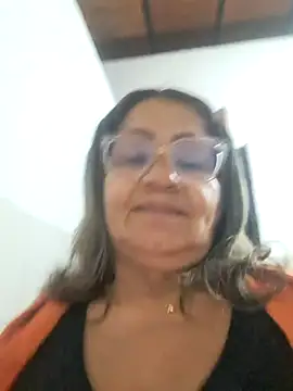Snapshot of Vickysweeeettt chatting on June 10, 2026, 8:02 am Vickysweeeettt online show from June 10, 2026, 8:02 am