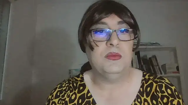 nataliacd online show from October 29, 2025, 4:53 pm