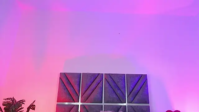 AlombraMorris online show from December 22, 2025, 11:29 am