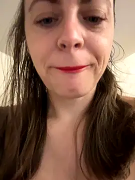 ladywithbigass online show from November 10, 2025, 5:50 am