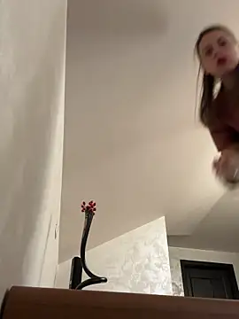 ladywithbigass online show from November 17, 2025, 5:57 am