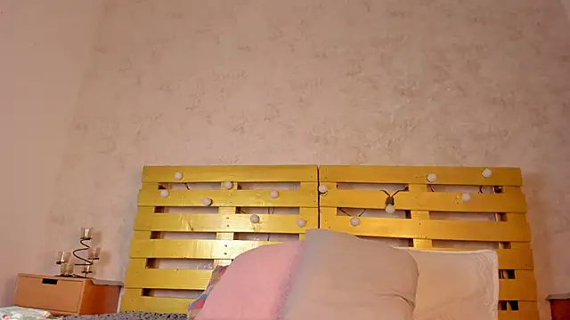 thalia888  online show from October 11, 2025, 7:12 pm