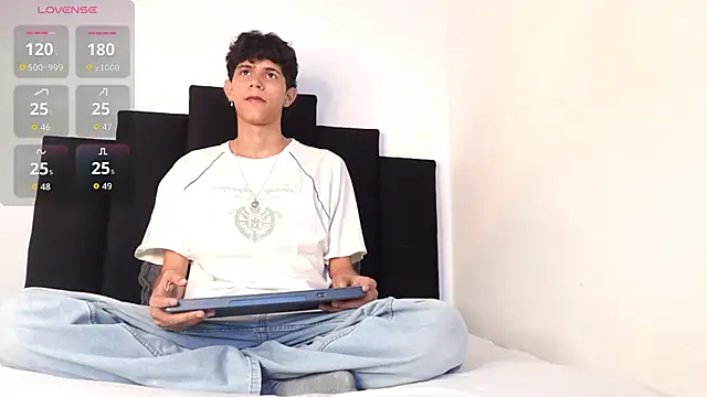 alexmark  online show from December 22, 2025, 1:08 pm