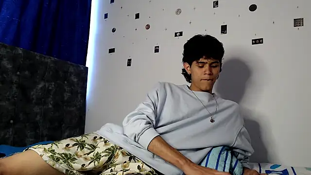 alexmark  online show from April 9, 2026, 7:08 pm