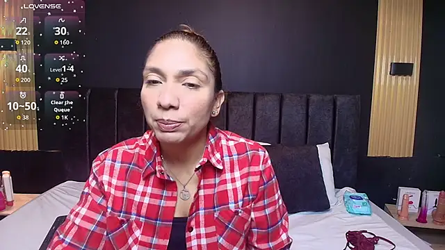 SexyRachel  online show from October 6, 2025, 12:02 pm