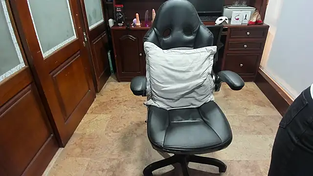 SexyRachel  online show from October 25, 2025, 12:56 pm