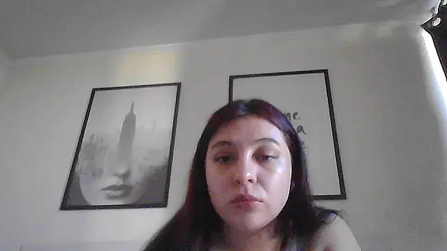 caronicole77 online show from November 7, 2025, 10:37 am