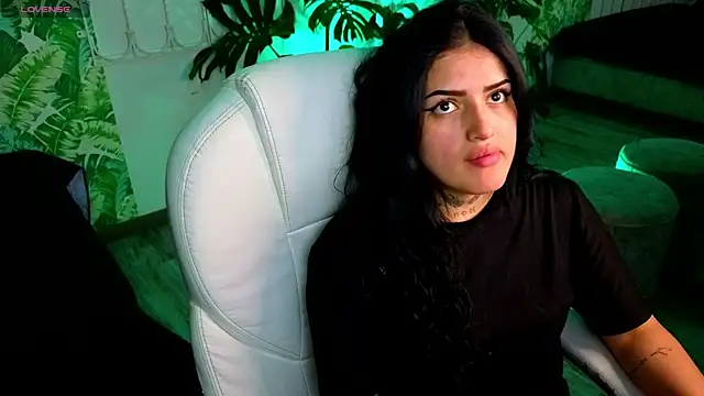 sari belle online show from September 27, 2025, 9:31 pm