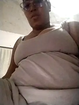 Big ass submissive online show from September 30, 2025, 2:27 am