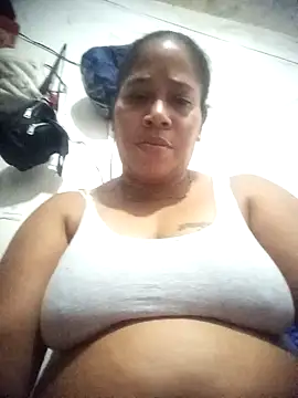 Big ass submissive online show from December 21, 2025, 10:39 pm