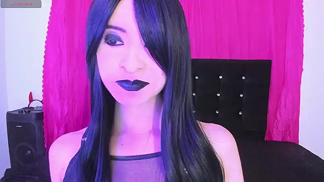 Snapshot of cutenaked_8 chatting on May 31, 2026, 12:08 am cutenaked 8 online show from May 31, 2026, 12:08 am