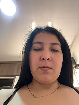 Snapshot of evelyn_1702 chatting on April 23, 2026, 10:23 pm evelyn 1702 online show from April 23, 2026, 10:23 pm