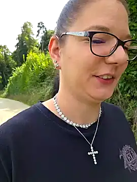 Snapshot of Swiss_Lady chatting on September 10, 2025, 12:05 pm Swiss Lady online show from September 10, 2025, 12:05 pm