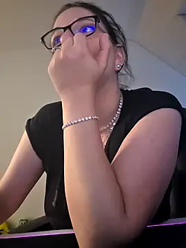 Snapshot of Swiss_Lady chatting on October 16, 2025, 7:20 am Swiss Lady online show from October 16, 2025, 7:20 am