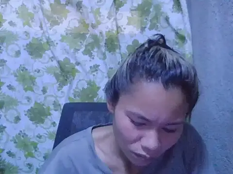 Snapshot of Sweeetgurll chatting on September 9, 2025, 8:25 am Sweeetgurll online show from September 9, 2025, 8:25 am