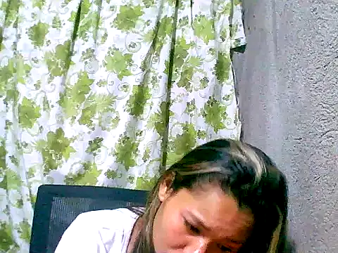 Snapshot of Sweeetgurll chatting on September 21, 2025, 5:47 pm Sweeetgurll online show from September 21, 2025, 5:47 pm