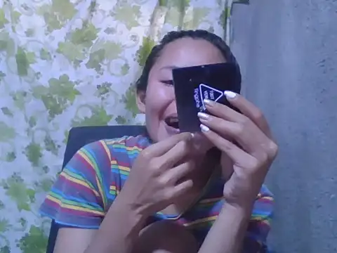 Snapshot of Sweeetgurll chatting on September 26, 2025, 12:58 am Sweeetgurll online show from September 26, 2025, 12:58 am