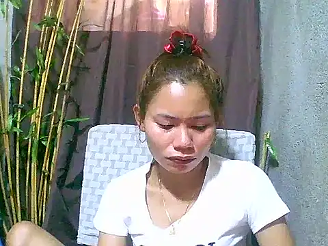 Snapshot of Sweeetgurll chatting on February 2, 2026, 5:06 am Sweeetgurll online show from February 2, 2026, 5:06 am