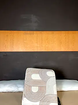 Alexia  cox online show from November 20, 2025, 3:07 am