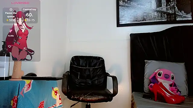 Natasha clifford online show from November 27, 2025, 7:32 am