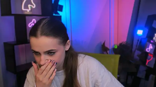 aria moo online show from December 3, 2025, 5:59 am