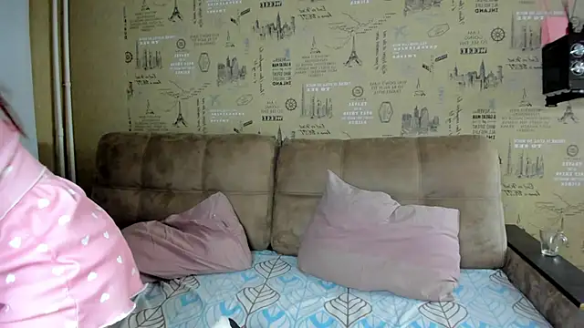 Snapshot of Kelly_Gerzikaa chatting on October 28, 2025, 1:20 am Kelly Gerzikaa online show from October 28, 2025, 1:20 am