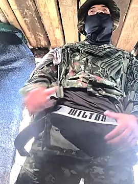 lamejorpene online show from February 9, 2026, 8:24 pm