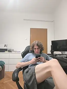 Snapshot of mcbrigete chatting on June 6, 2026, 7:29 pm mcbrigete online show from June 6, 2026, 7:29 pm