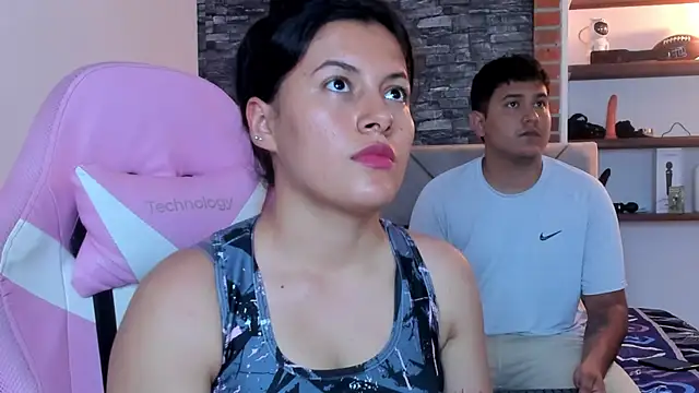 Sexxyy Couple  online show from June 12, 2026, 8:30 pm
