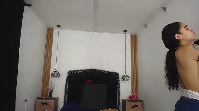 KENDALL ART online show from December 18, 2025, 5:19 pm