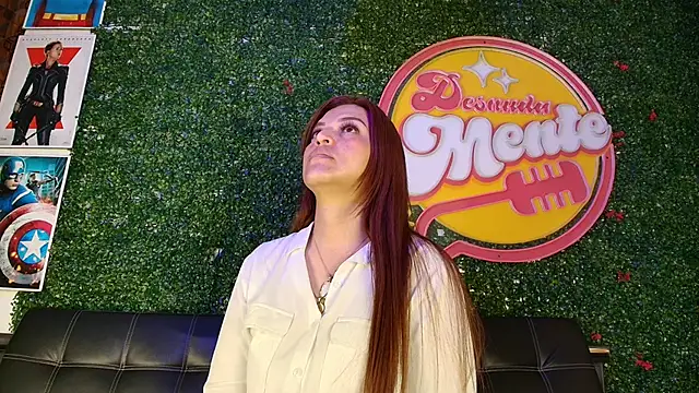 Skylar  Desire online show from September 29, 2025, 1:16 pm