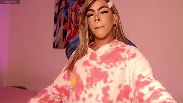 Antonella copper online show from November 24, 2025, 10:15 am