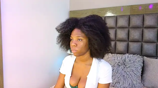 AmiraMorgan online show from January 19, 2026, 4:05 am